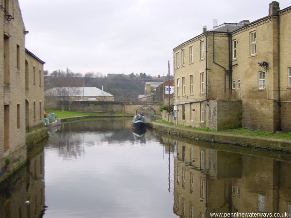 Elland Bridge, Calder and Hebble Navigation