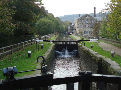 lock and aqueduct, Hebden Bridge, Rochdale Canal