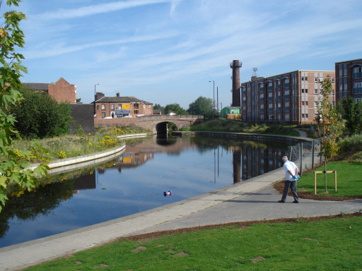 Manchester Road Bridge, Rochdale Canal