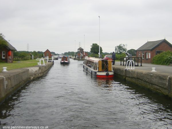 Pollington Lock, Aire and Calder Navigation