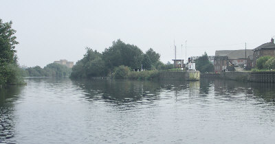 Ferrybridge Flood Lock, Aire and Calder Navigation
