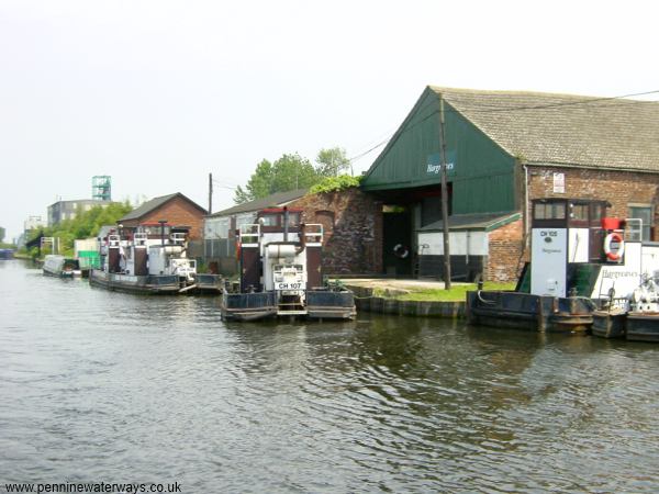 Hargreave's boatyard, Castleford, Aire and Calder Navigation