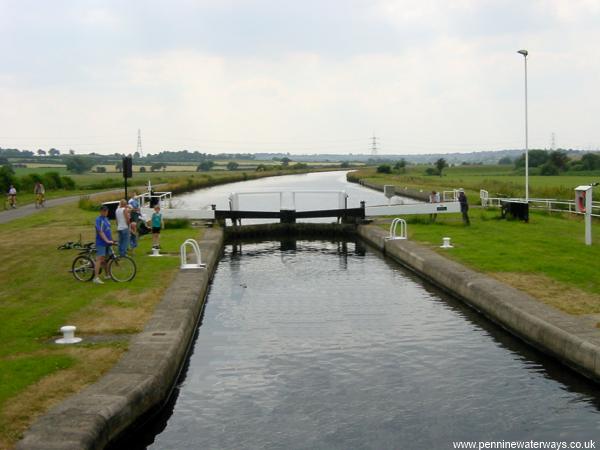 Kings Road Lock, Aire and Calder Navigation