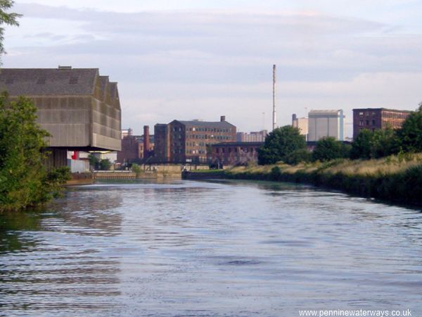 Knostrop Flood Lock, Aire and Calder Navigation