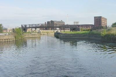 Knostrop Flood Lock, Aire and Calder Navigation