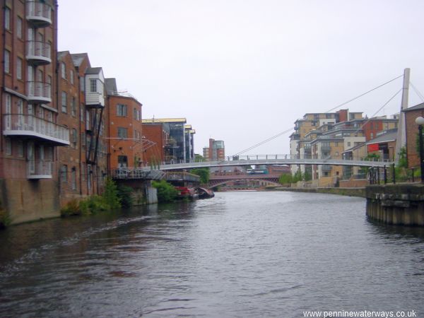 foot bridge, Aire and Calder Navigation