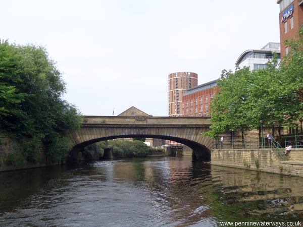 Victoria Bridge