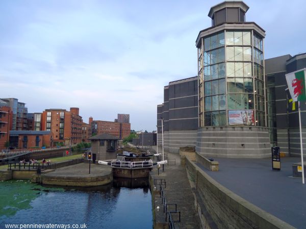 Leeds Lock, Aire and Calder Navigation Leeds Lock, Aire and Calder Navigation