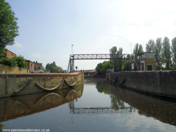 Castleford Flood Lock, Aire and Calder Navigation