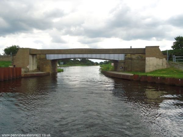 Heck Bridge, Aire and Calder Navigation