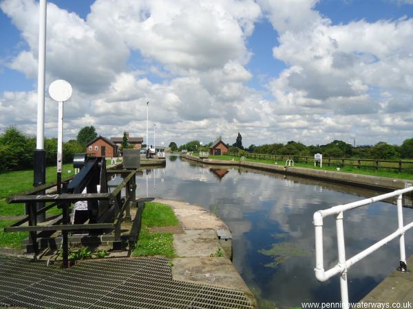 Pollington Lock, Aire and Calder Navigation