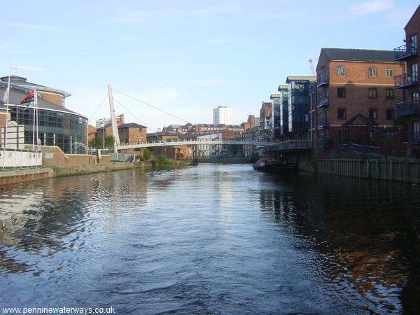 Tetley Brewery Wharf foot bridge, Aire and Calder Navigation Tetley Brewery Wharf foot bridge, Aire and Calder Navigation