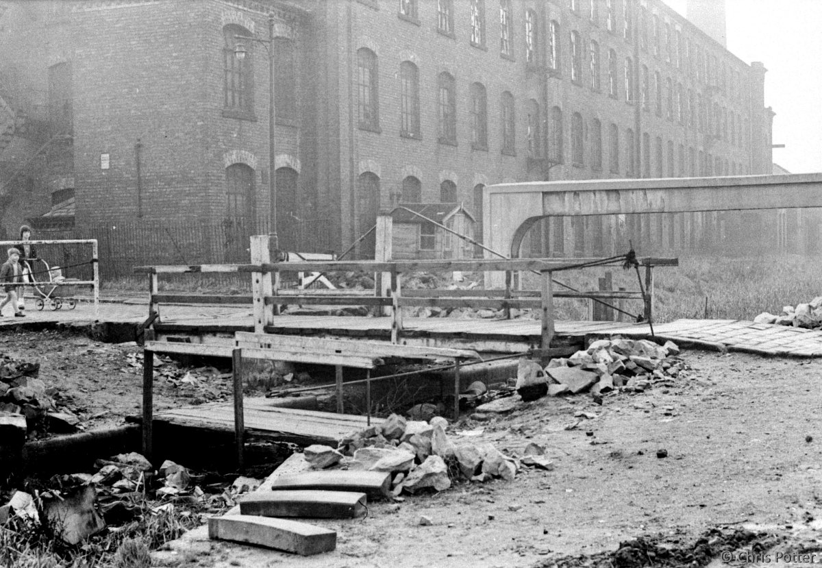 Clifford Swing Bridge. photo: Chris K Potter Archive