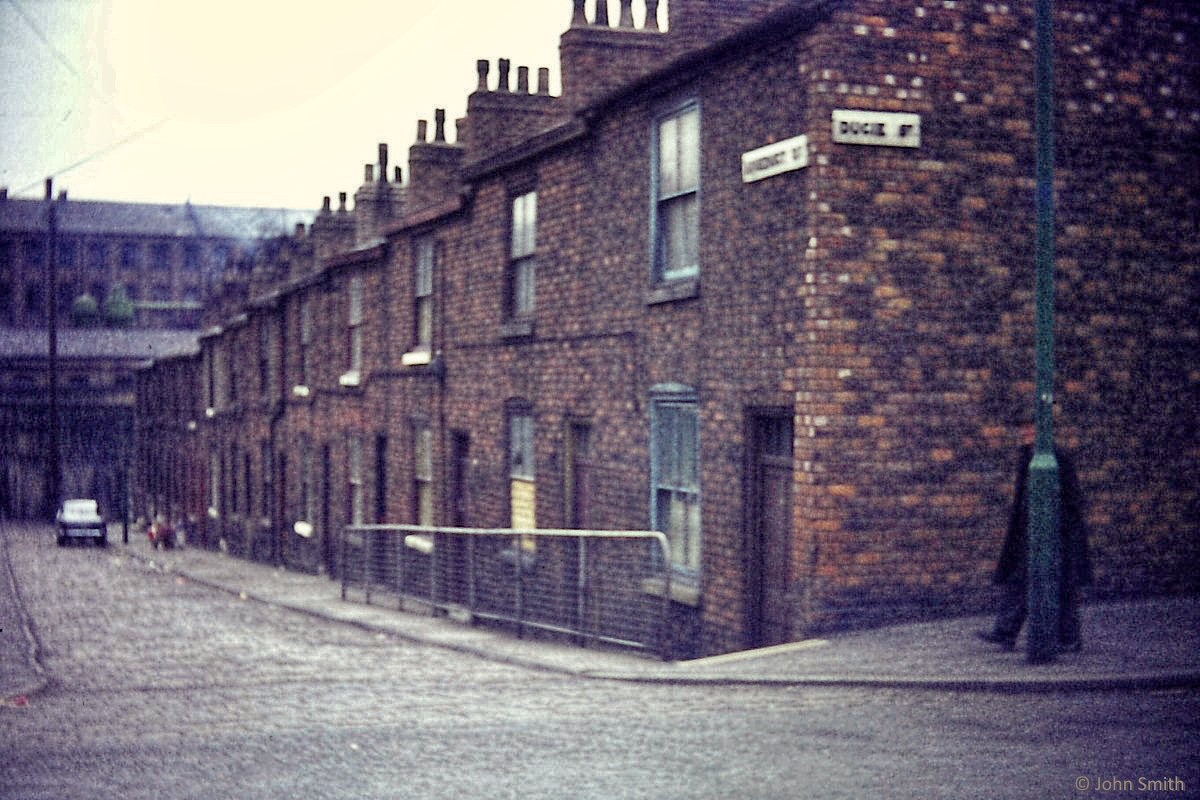 Aqueduct Street. photo: John Smith