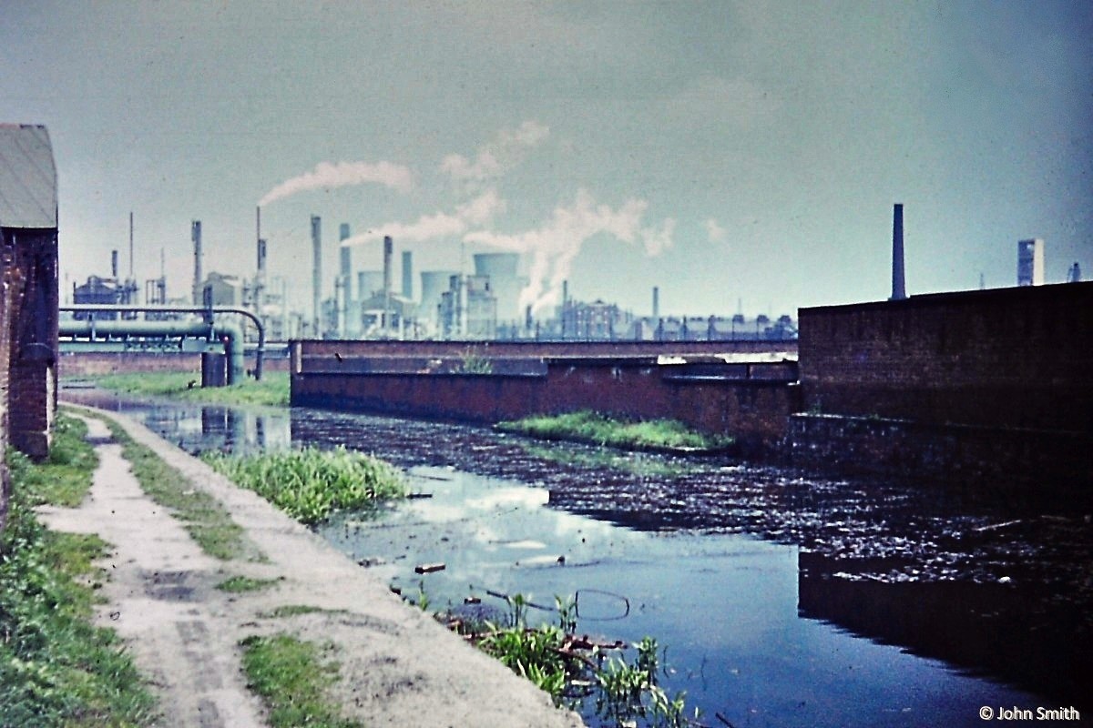 Store Street Aqueduct. photo: John Smith