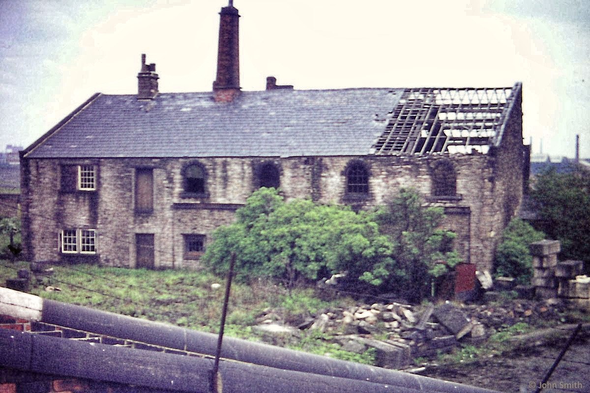 Store Street Aqueduct. photo: John Smith