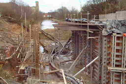 Holme Mill bridge