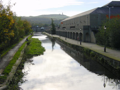 From Locomotive lift bridge, Huddersfield Broad Canal From Locomotive lift bridge, Huddersfield Broad Canal