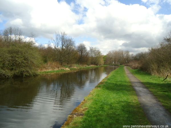 Red Doles, Huddersfield Broad Canal