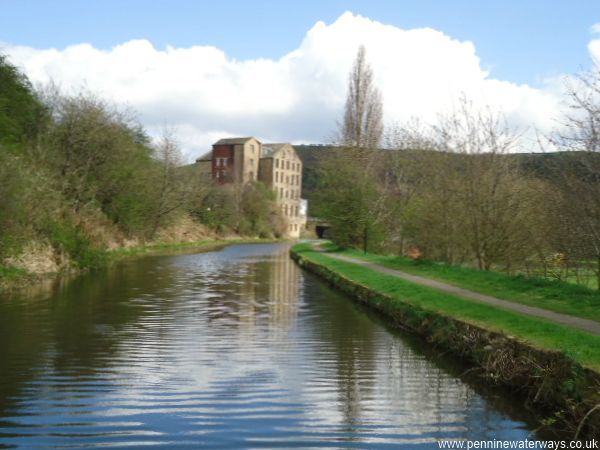 Deighton Corn Mills, Huddersfield Broad Canal