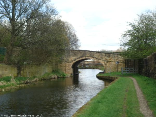 Colne Bridge, Huddersfield Broad Canal