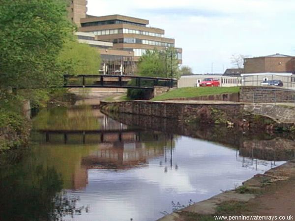 Huddersfield Broad Canal Huddersfield Broad Canal alongside University
