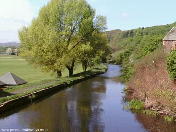 Whittaker Bridge, Huddersfield Broad Canal