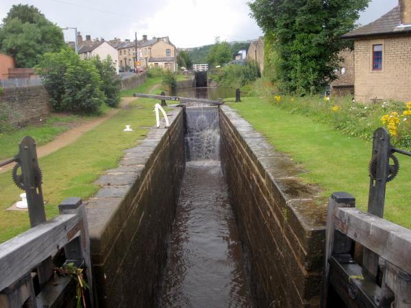 Lock 10e, Shaw Lane, Milnsbridge