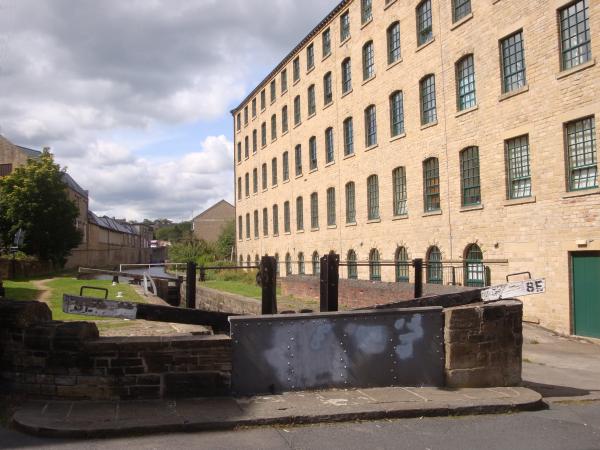 Lock 8e, Milnsbridge Lock 8e, Milnsbridge