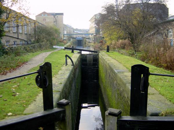 Lock 7e, Milnsbridge Lock 7e, Milnsbridge