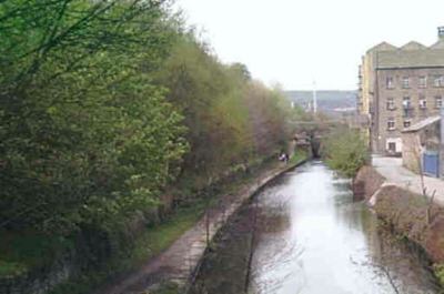 Mark Bottoms Bridge, between Milnsbridge and Paddock Foot, Huddersfield Mark Bottoms Bridge, between Milnsbridge and Paddock Foot, Huddersfield