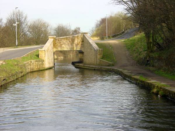 Mark Bottoms Bridge, between Milnsbridge and Paddock Foot, Huddersfield Mark Bottoms Bridge, between Milnsbridge and Paddock Foot, Huddersfield
