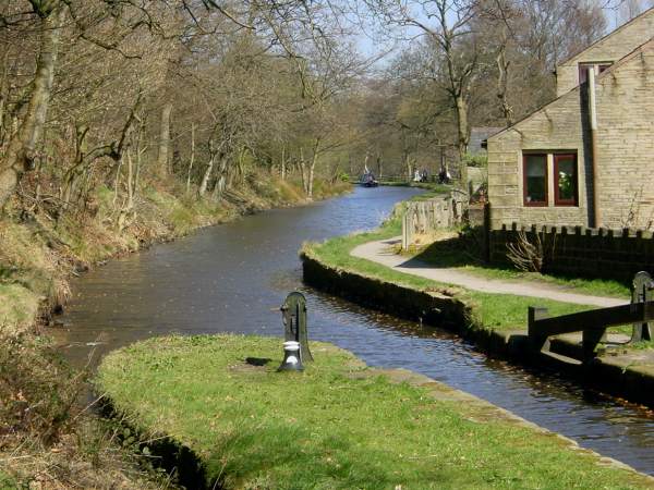 Lock 20w, Huddersfield Narrow Canal, Greenfield, Saddleworth