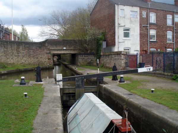 Lock 1w Huddersfield Narrow Canal