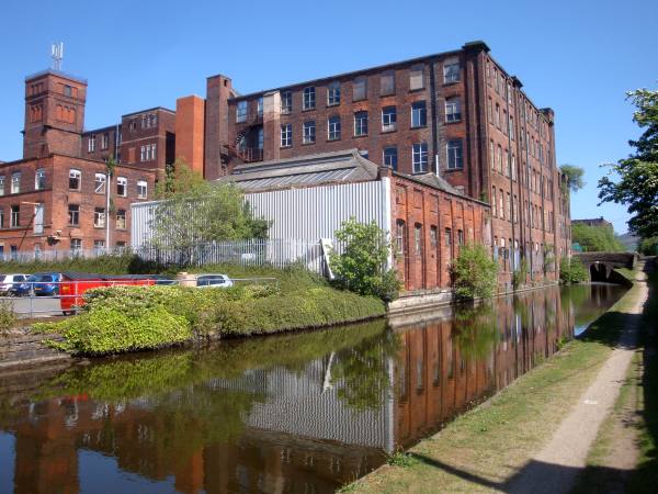 Wellington Mill  and Locks 2w, Huddersfield Narrow Canal, Ashton under Lyne