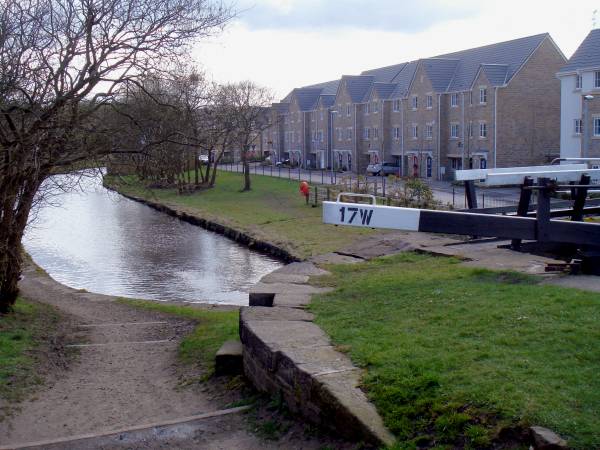 Lock 17W, Huddersfield Narrow Canal, Mossley