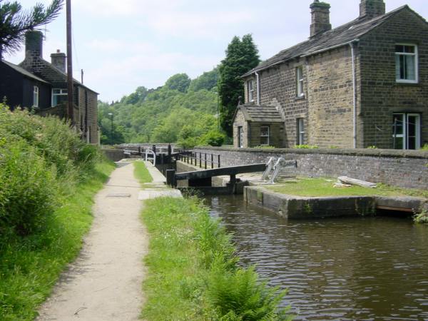  Lock 24w, Huddersfield Narrow Canal, Dobcross, Saddleworth