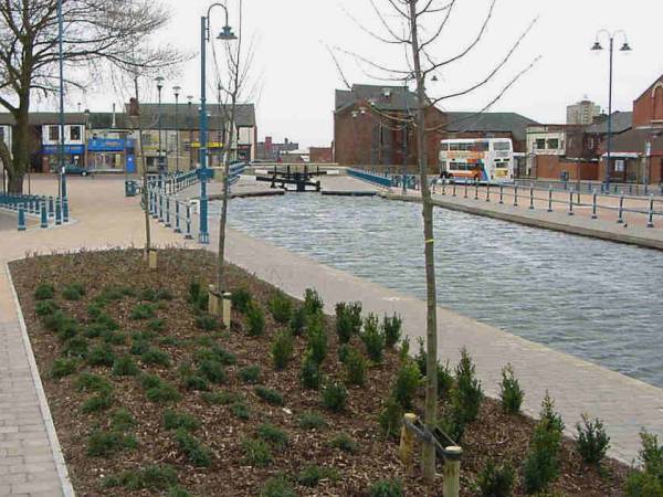 Armentieres Square, Huddersfield Narrow Canal, Stalybridge