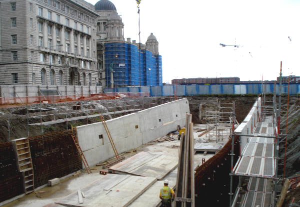 Liverpool canal link