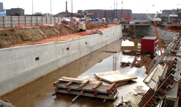 Liverpool canal link