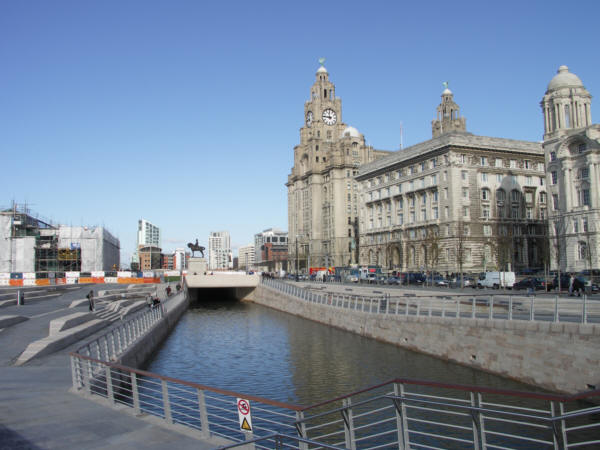 Liverpool canal link