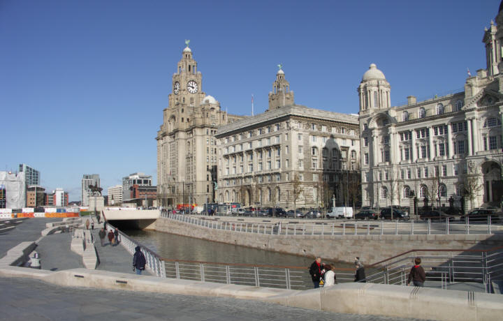 Liverpool canal link