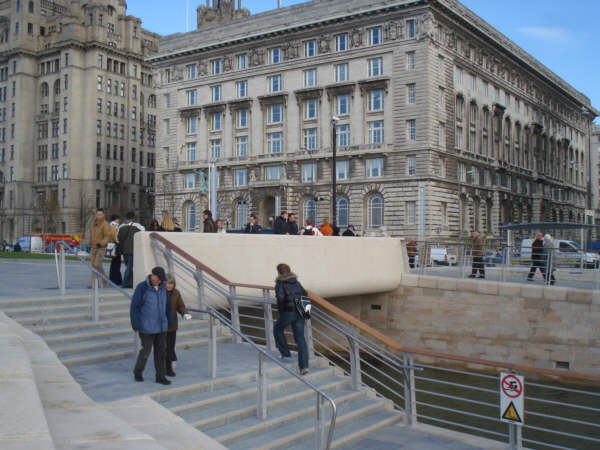 Liverpool canal link