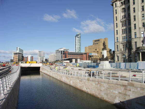 Liverpool canal link