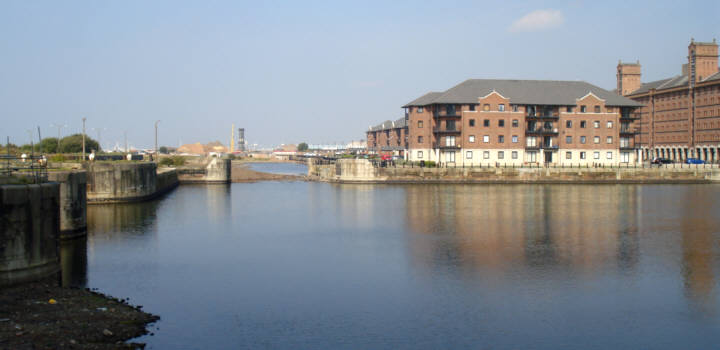 Liverpool canal link