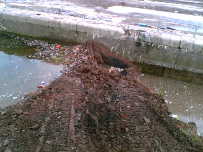 Trafalgar Dock channel. Photo: Charlie Edge, with thanks to P.P. O'Connor Ltd