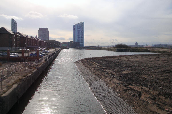 Liverpool canal link