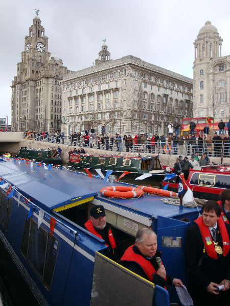 Liverpool canal link