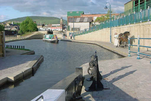 Lock 23E, Slaithwaite