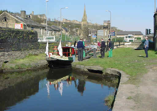 The Lady Rhodes at Lock 4E